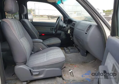 1999 Toyota Tacoma from USA, damaged, VIN 4TAVL52N0XZ472509